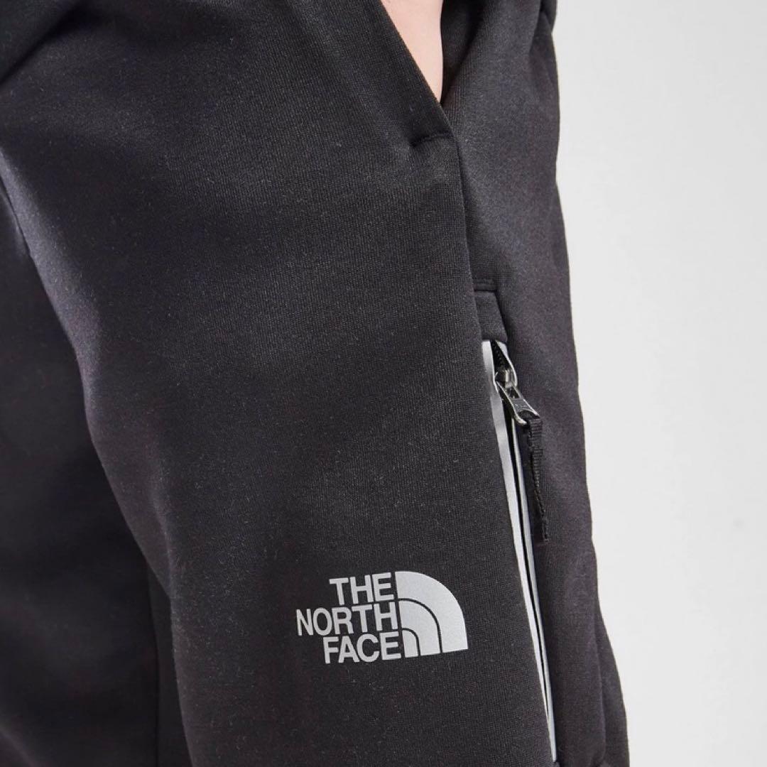 【海外限定】ノースフェイス　上下セットアップ　日本M相当　J11101107