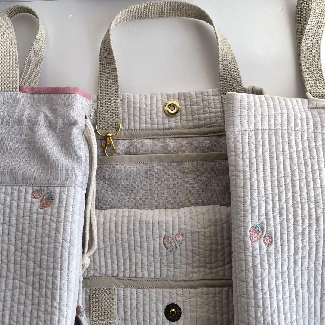 ma様 ヌビ 苺と苺の白い花　レッスンバック　上履き入　体操着袋　ヌビバック