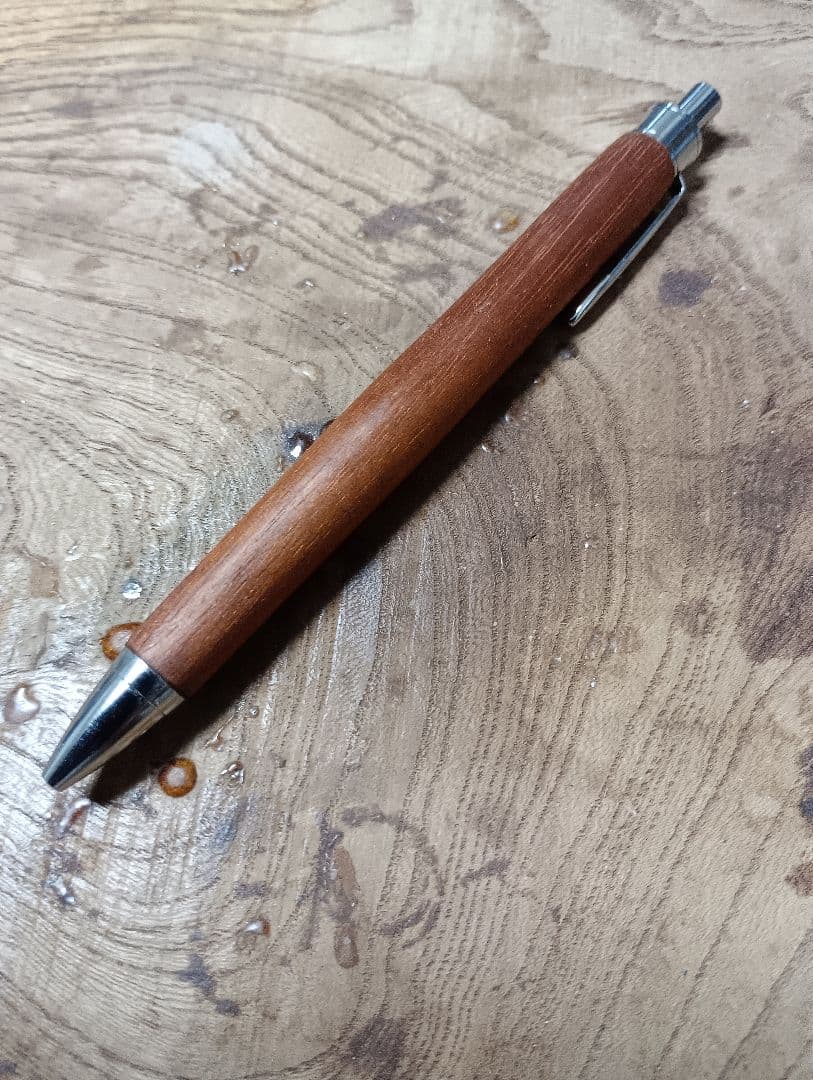 ラミーサファリ用木軸ボールペン0.5㎜ ホンジュラスマホガニー蜜蝋クリーム仕上げ