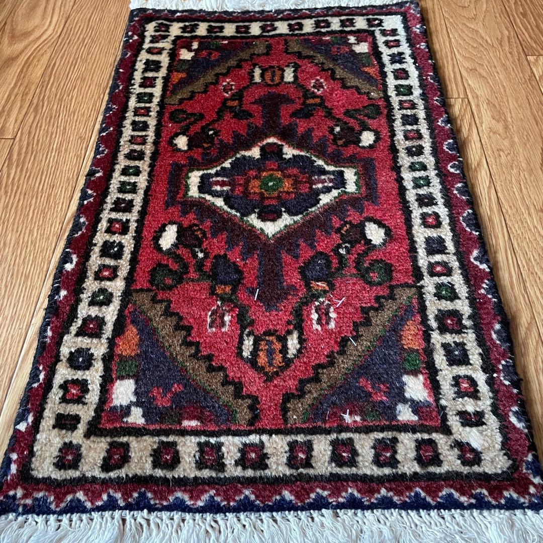 トライバルラグ ハマダン産 本物 ペルシャ絨毯 手織りサイズ 34/56cm