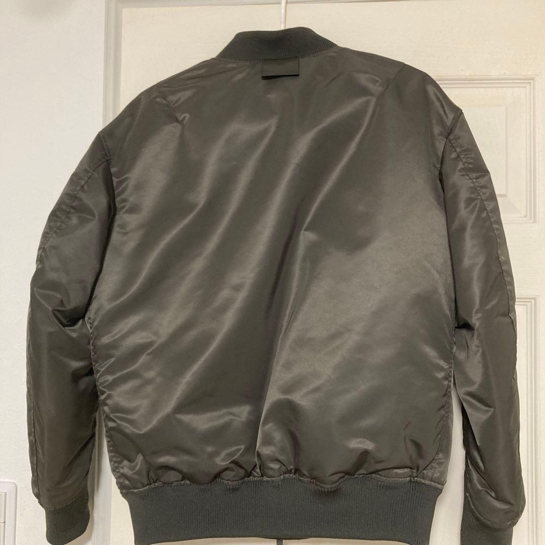 ユニクロUNIQLO +JハイブリッドMA-1ダークグレー ジャケット Sサイズ