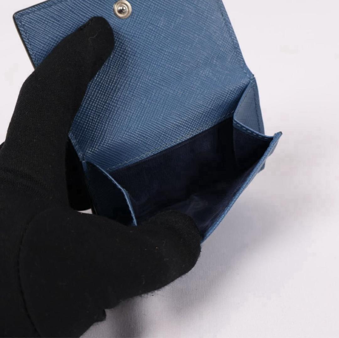 【超極美品】PRADA 三つ折り財布　サフィアーノレザー　トライアングルロゴ　青