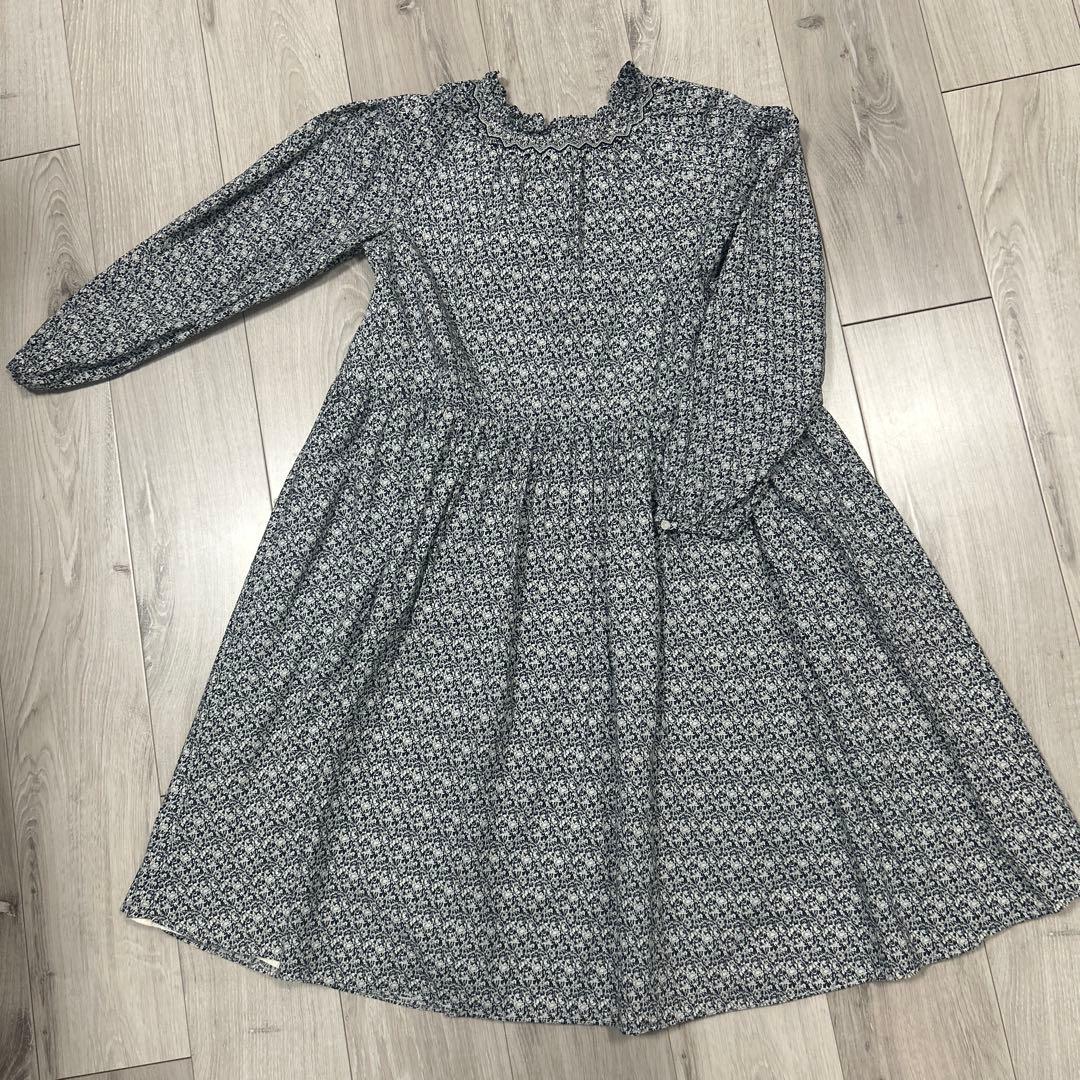 ボンポワン　12a 花柄フリル付き長袖ワンピース