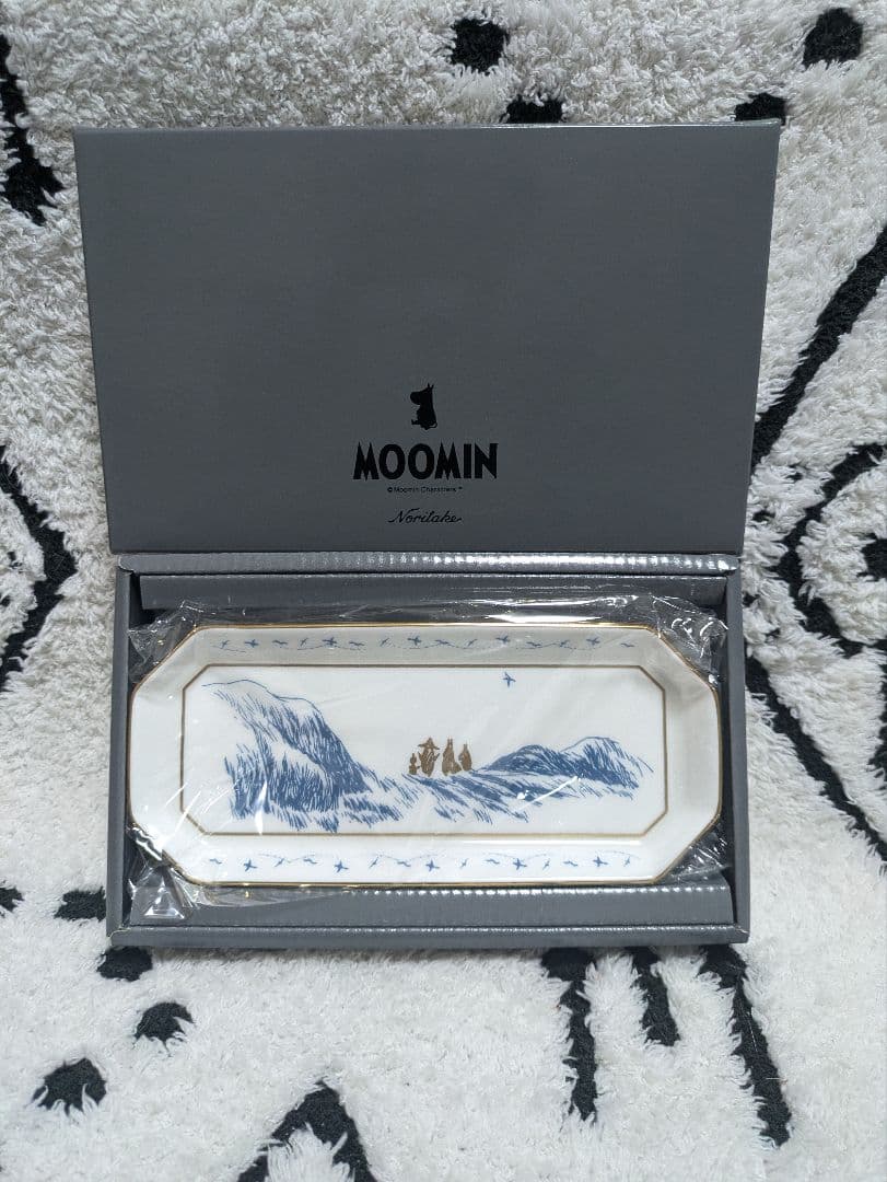 ✦新品未使用✦箱付き✦ノリタケ製 ムーミン マグカップ＆トレイセット