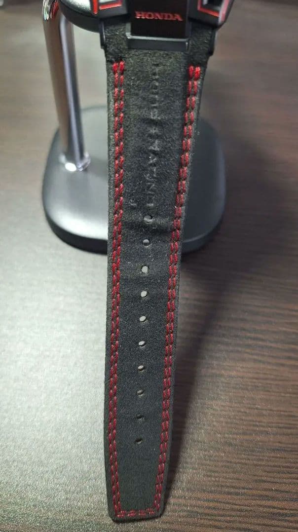 カシオ　エディフィス　EQB-2000HR-1AJR