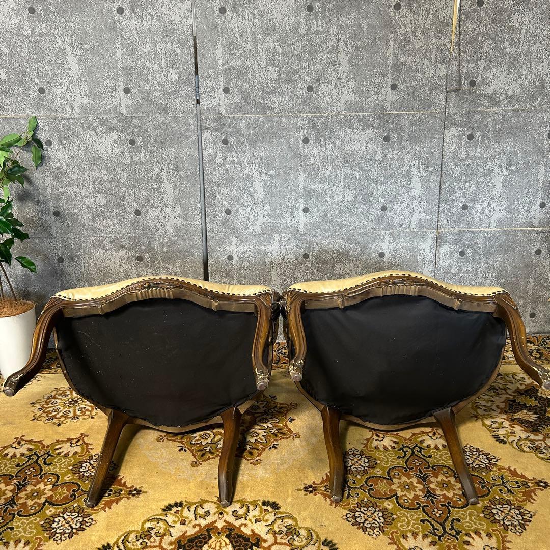 カナ5꧁クラシック家具꧂シンフォニーチェア サロン アーム 鋲打ち 猫脚