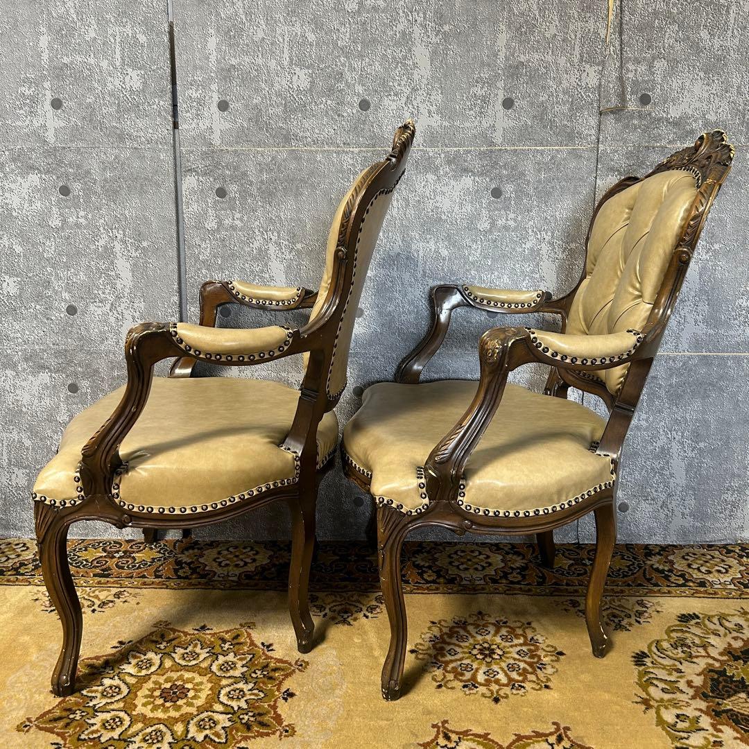 カナ5꧁クラシック家具꧂シンフォニーチェア サロン アーム 鋲打ち 猫脚