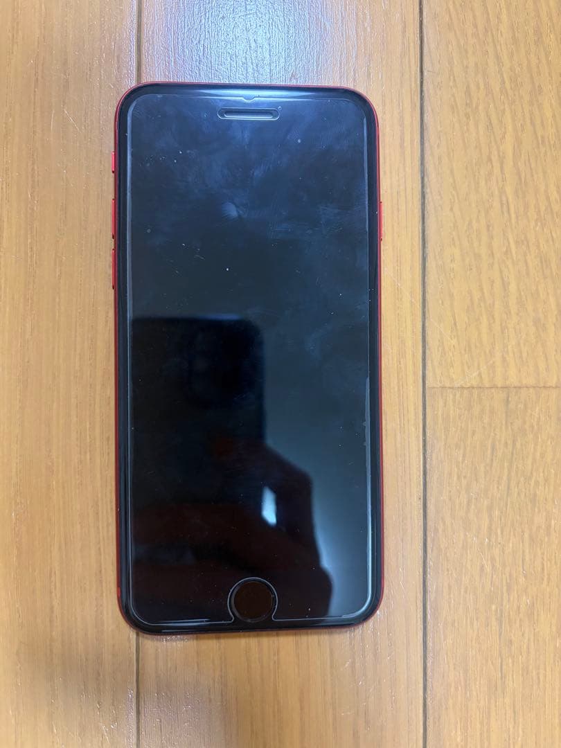 iPhone se 第二世代 (PRODUCT(RED)) 本体