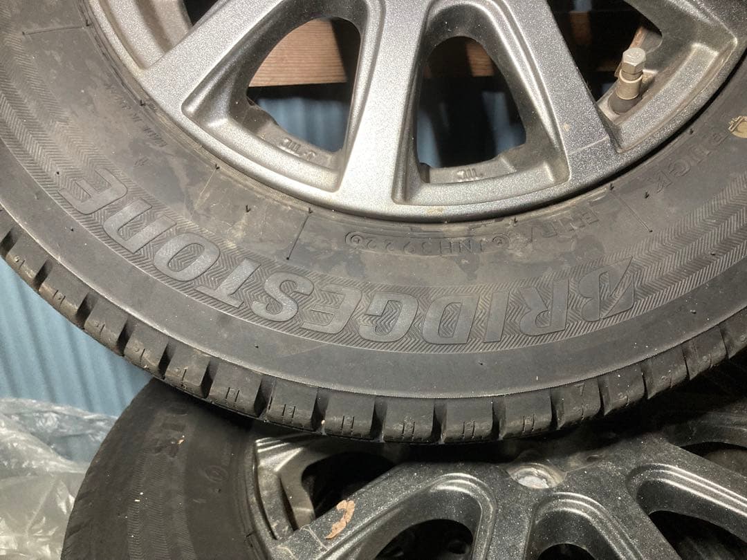 あんなさん専用②格安出品2019年バリ山ブリヂストンブリザックVRX 軽自動車