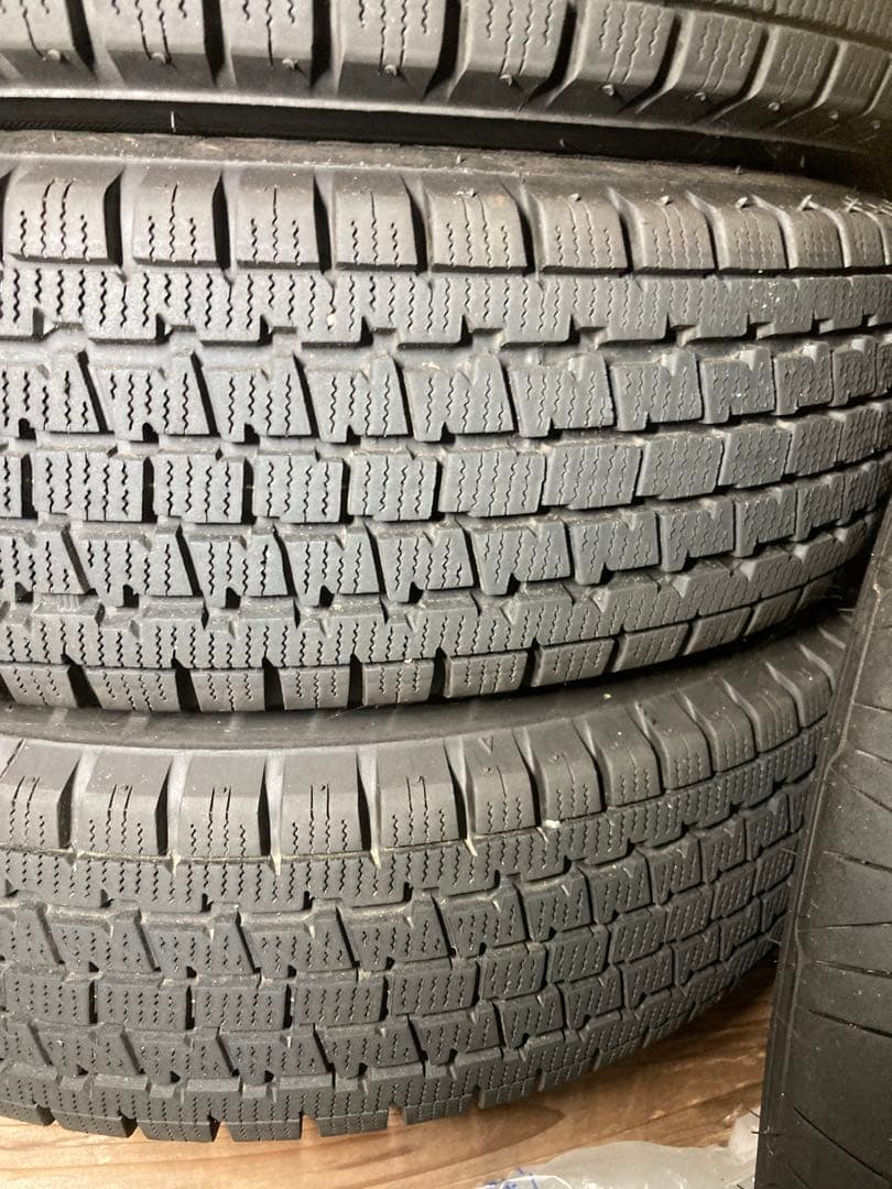 あんなさん専用②格安出品2019年バリ山ブリヂストンブリザックVRX 軽自動車