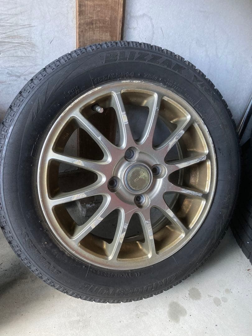 あんなさん専用②格安出品2019年バリ山ブリヂストンブリザックVRX 軽自動車