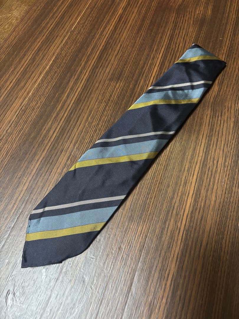 TIE YOUR TIE タイユアタイ　イタリア製