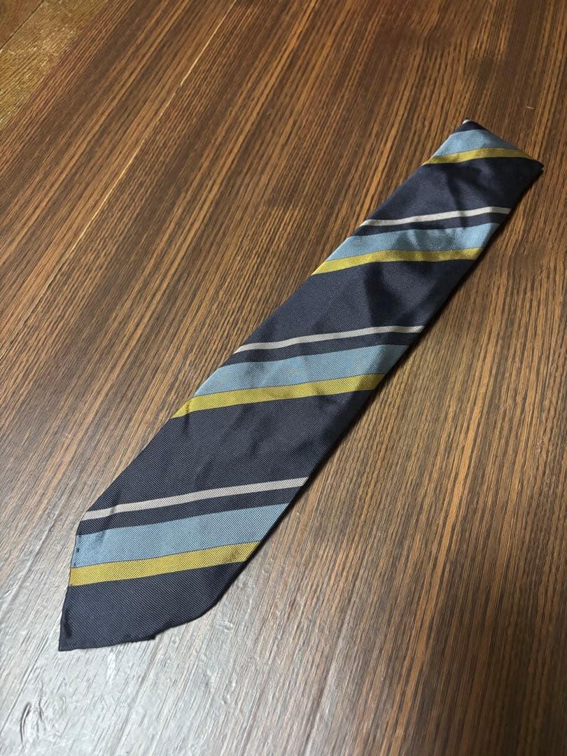 TIE YOUR TIE タイユアタイ　イタリア製