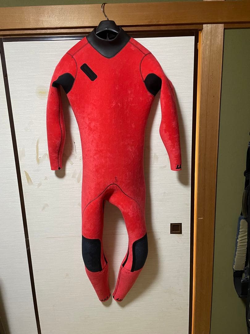 DOVE ウェットスーツ　フルスーツMサイズ