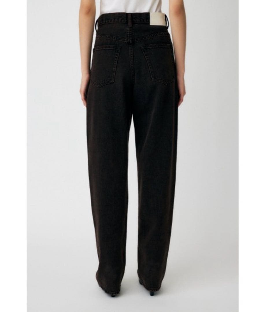 完売　MIDRISE LOOSE テーパードデニム　moussy 大屋夏南