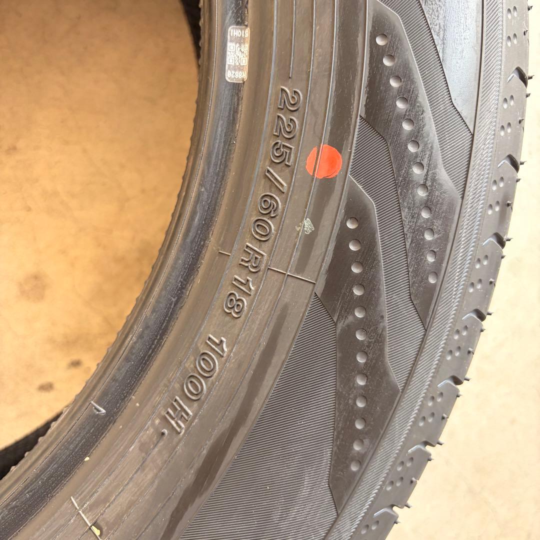 新車外し！25年★アルファード40系純正タイヤ　ヨコハマ　225/60R18★