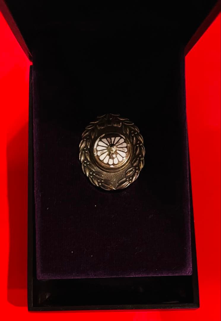 徽章　勲章　従軍記章　 2点おまとめ 本物保証