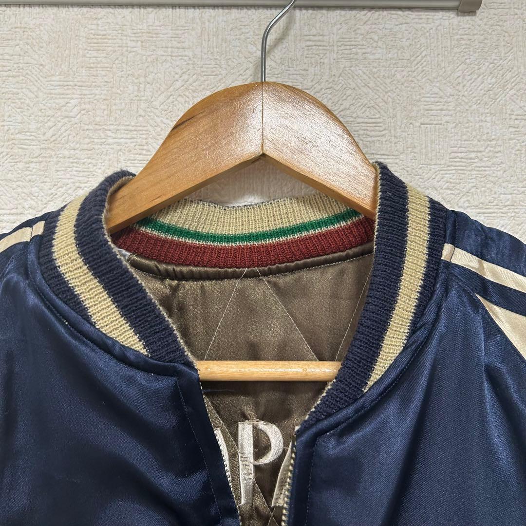 【美品】テーラー東洋　リバーシブルスカジャン キルティング 鷹虎 Mサイズ