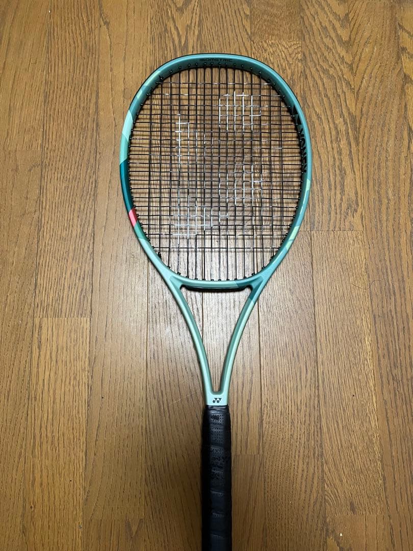 YONEXパーセプト97(310グラム、バランス310)、グリップ3