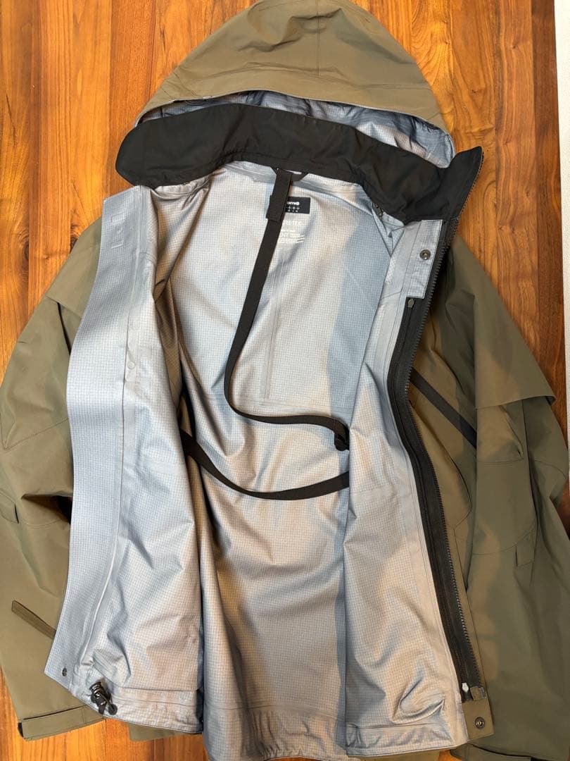 【値下げ】ACRONYM 3L GORE-TEX PRO J1B-GT Lサイズ