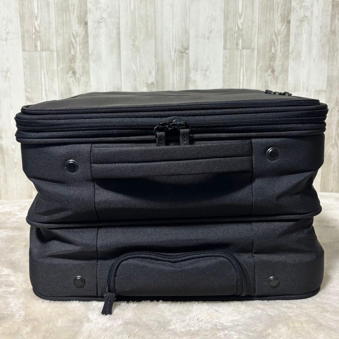 【廃盤・美品】無印良品 半分の厚みで収納できるソフトキャリーケース (S)