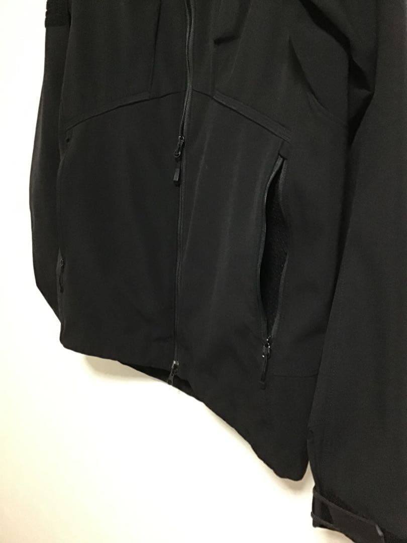 米軍放出品　5.11 TACTICAL SERIESソフトシェルジャケット中古品