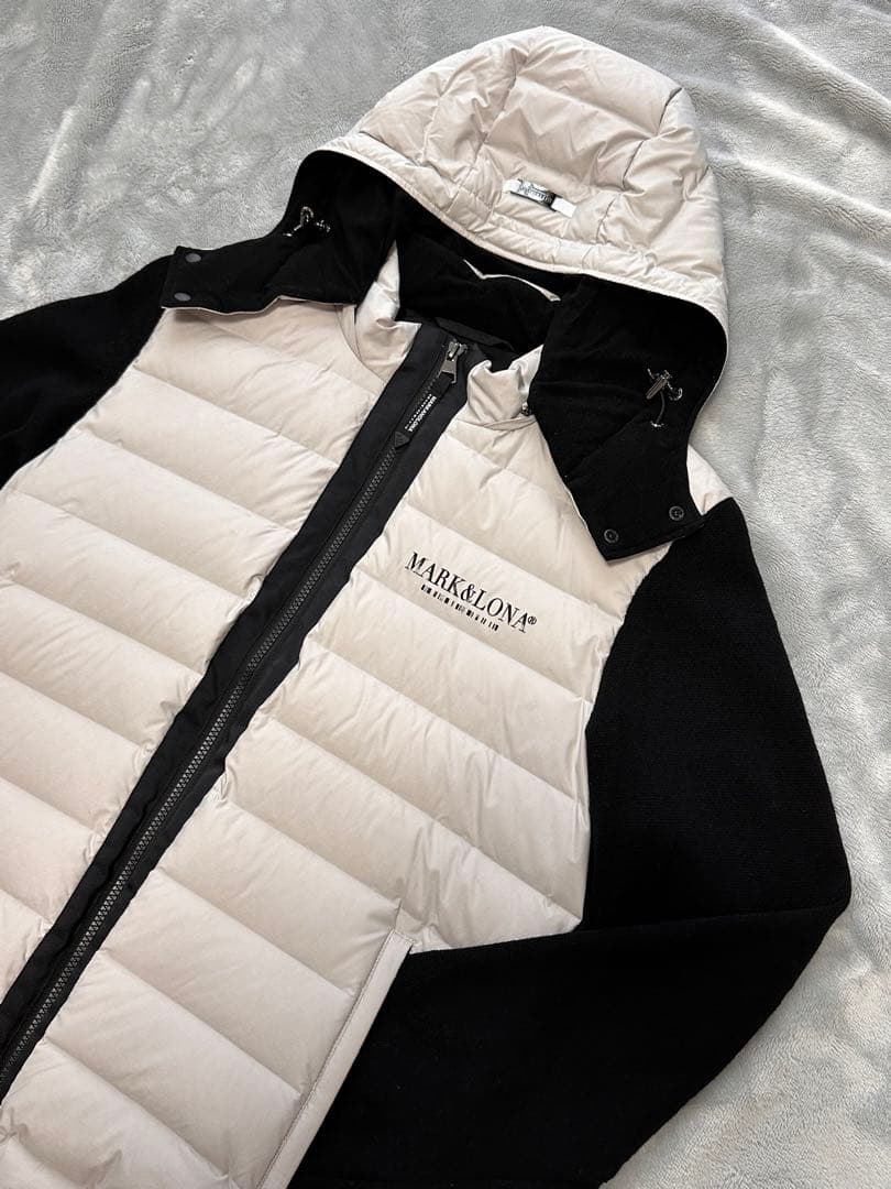 銀座SIX マークアンドロナ　ニット切替フーディーダウンジャケット　48（L）