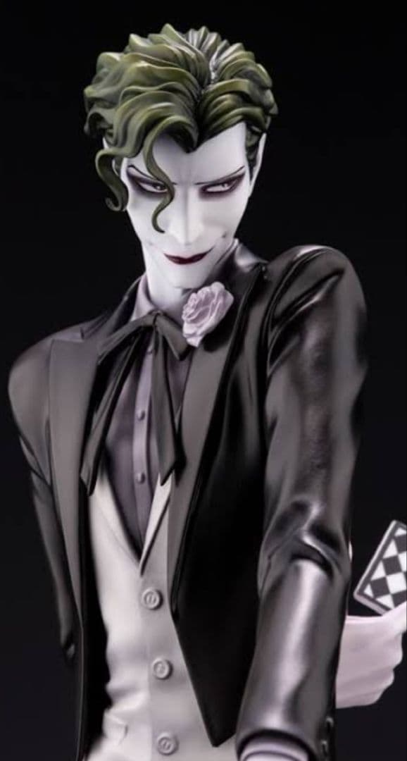 コトブキヤ　ジョーカー　フィギュア