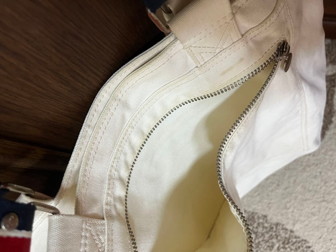 モンクレール めちゃ可愛いマザーズバッグ ラージバッグ ホワイト