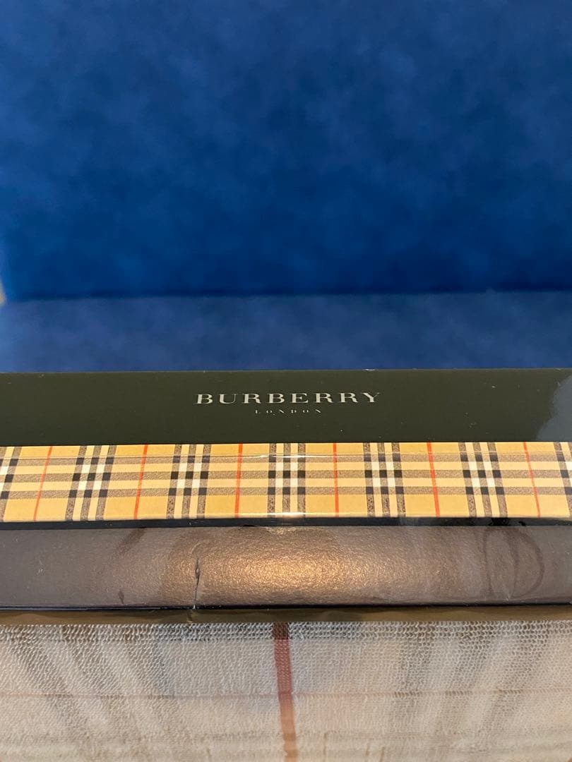 【未使用品箱付き】バーバリー　タオルシーツ　チェック柄　 西川産業　ベージュ