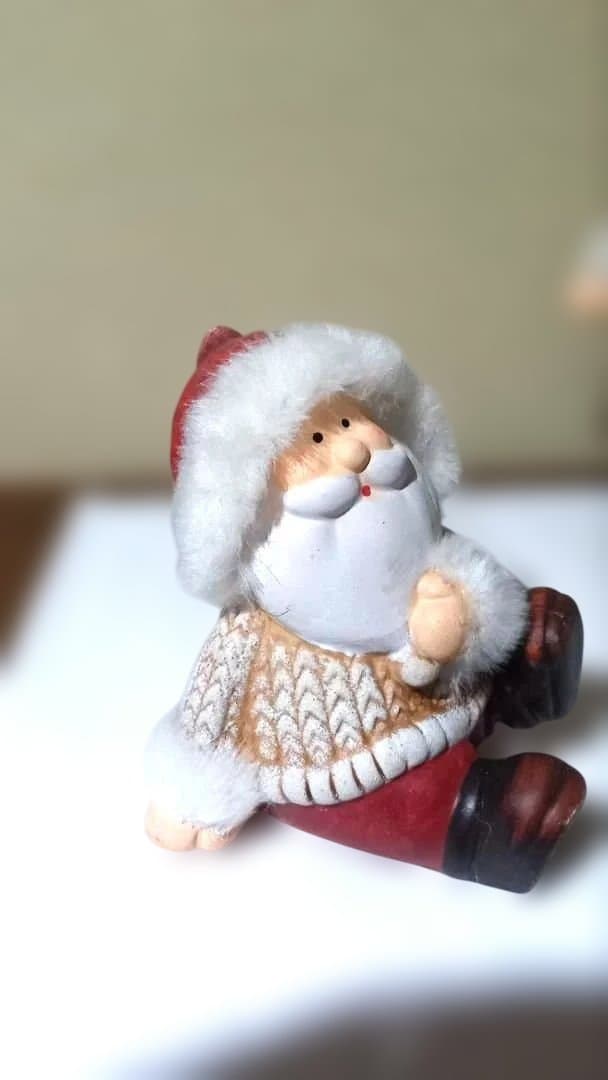 【アンティーク風】【Buone Feste】 フワフワサンタ 陶器置物4セット