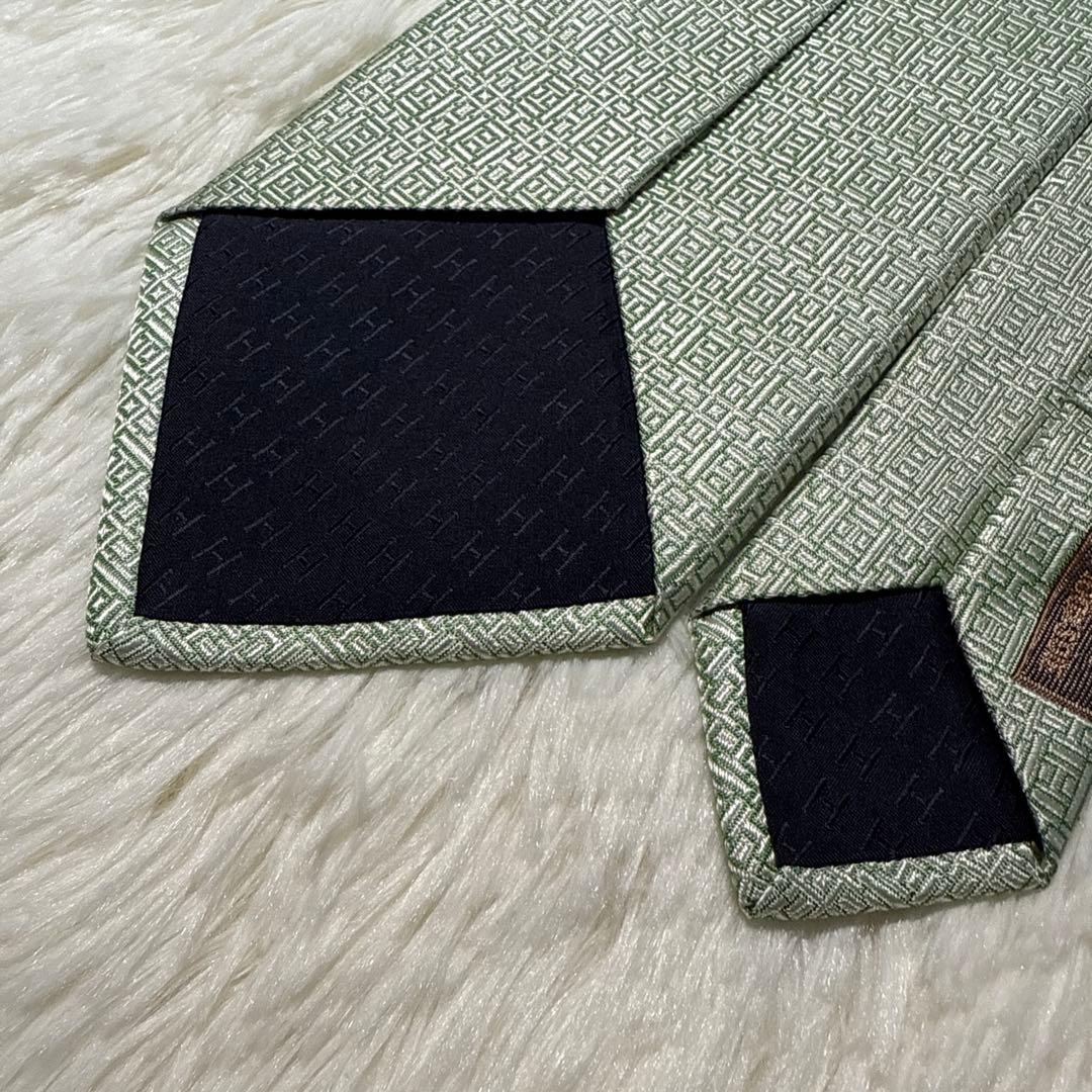 【未使用品】HERMES ネクタイ　シルク　エルメス　箱付き　H柄