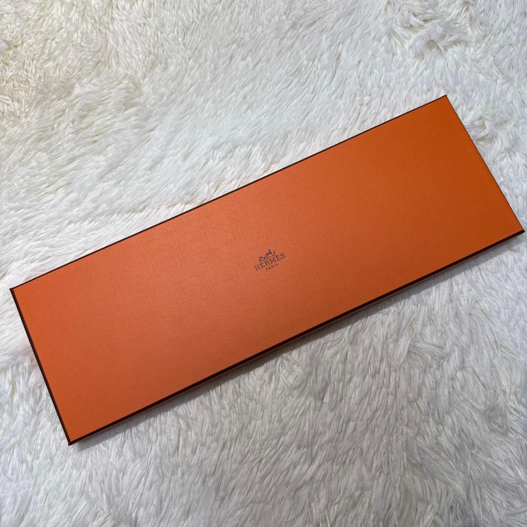 【未使用品】HERMES ネクタイ　シルク　エルメス　箱付き　H柄