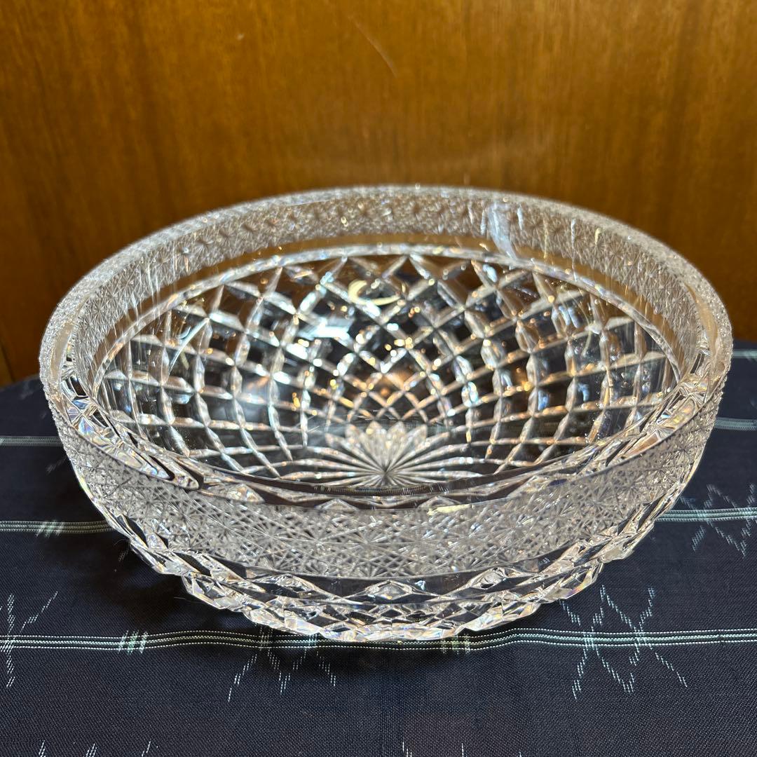 美品未使用HOYA 矢来菊繋ぎ切子 中型ボウル/サラダボウル　クリスタルガラス