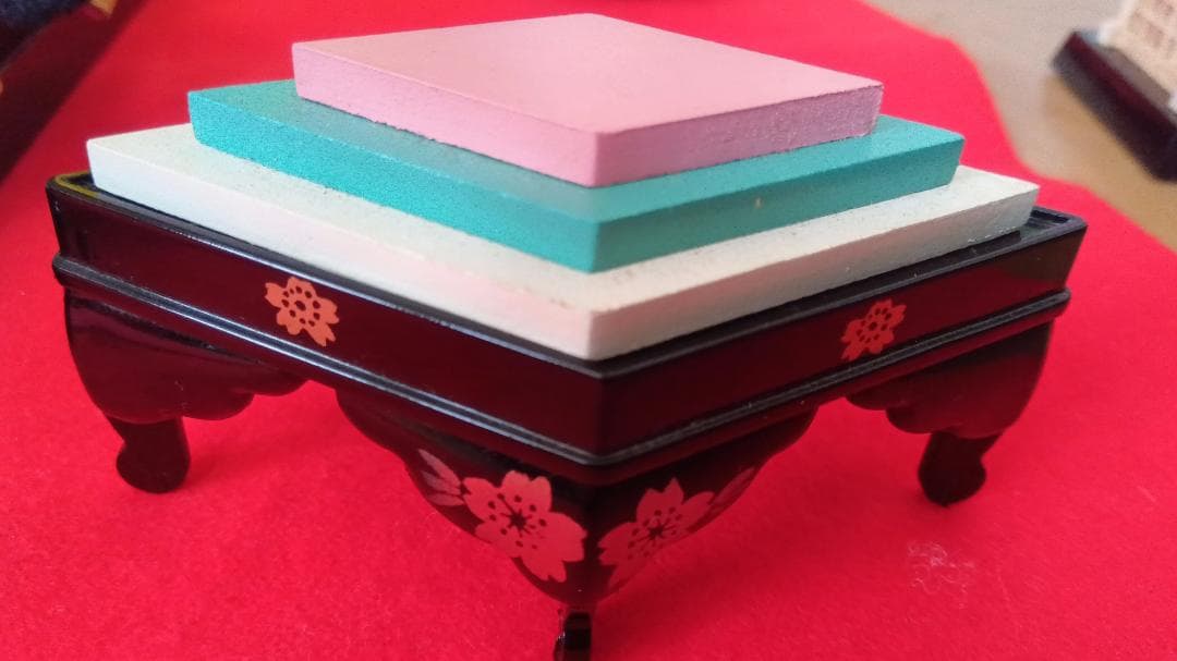 雛人形 親王床飾り 1体サイズ　縦横20センチ×高さ16センチ