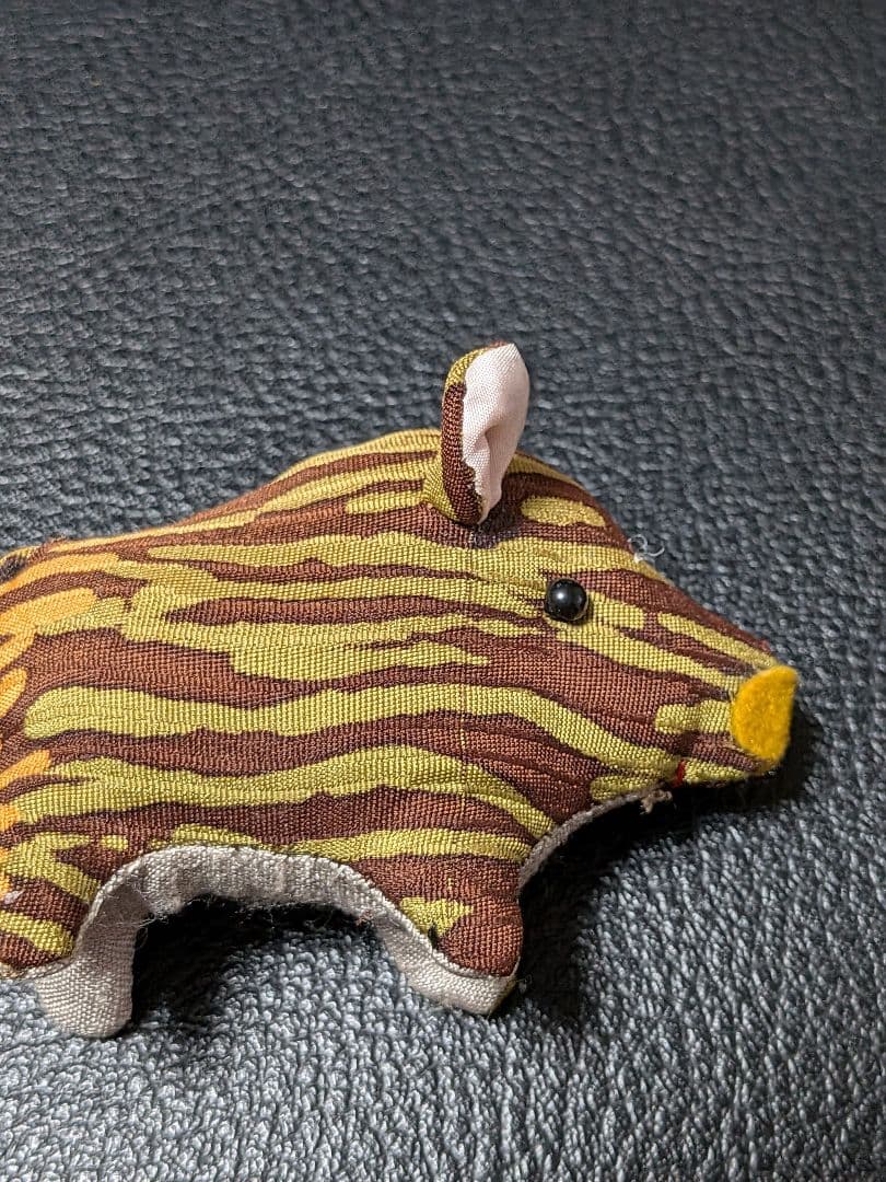 つるし飾り　正絹　動物 9こ　干支