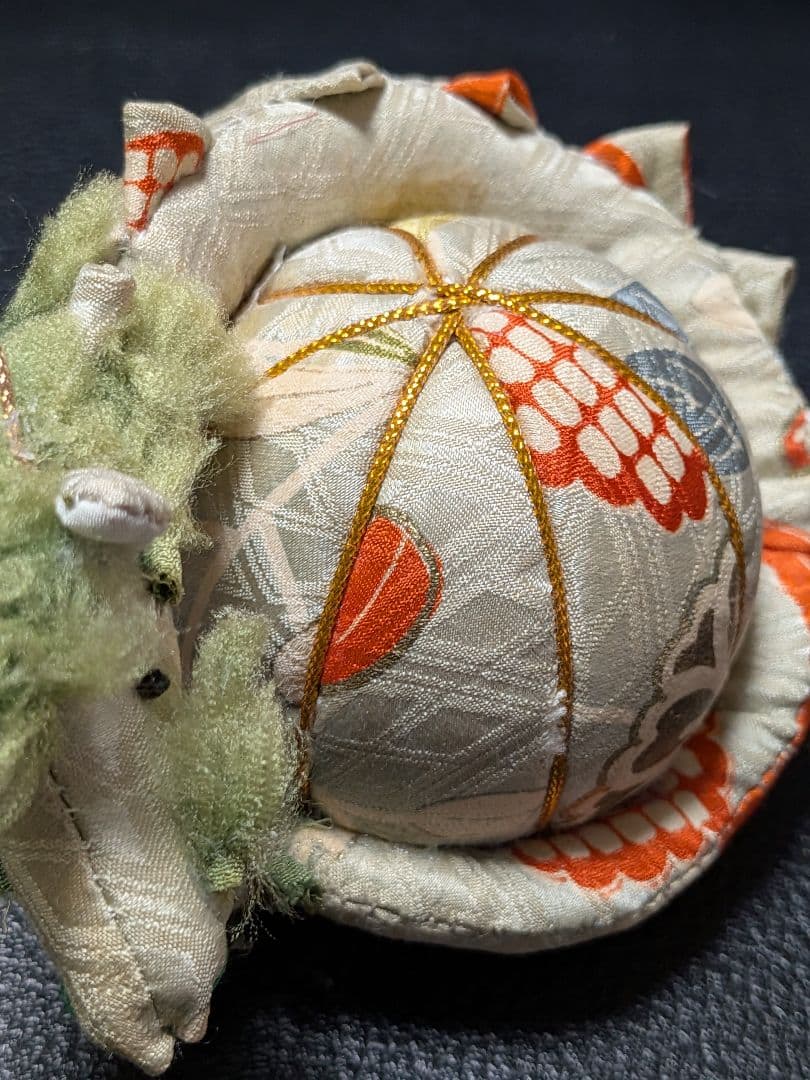 つるし飾り　正絹　動物 9こ　干支