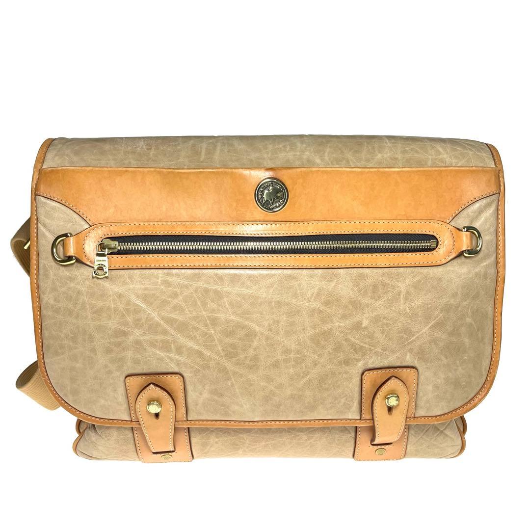 HUNTING WORLD ショルダーバッグ メッセンジャーバッグ a820