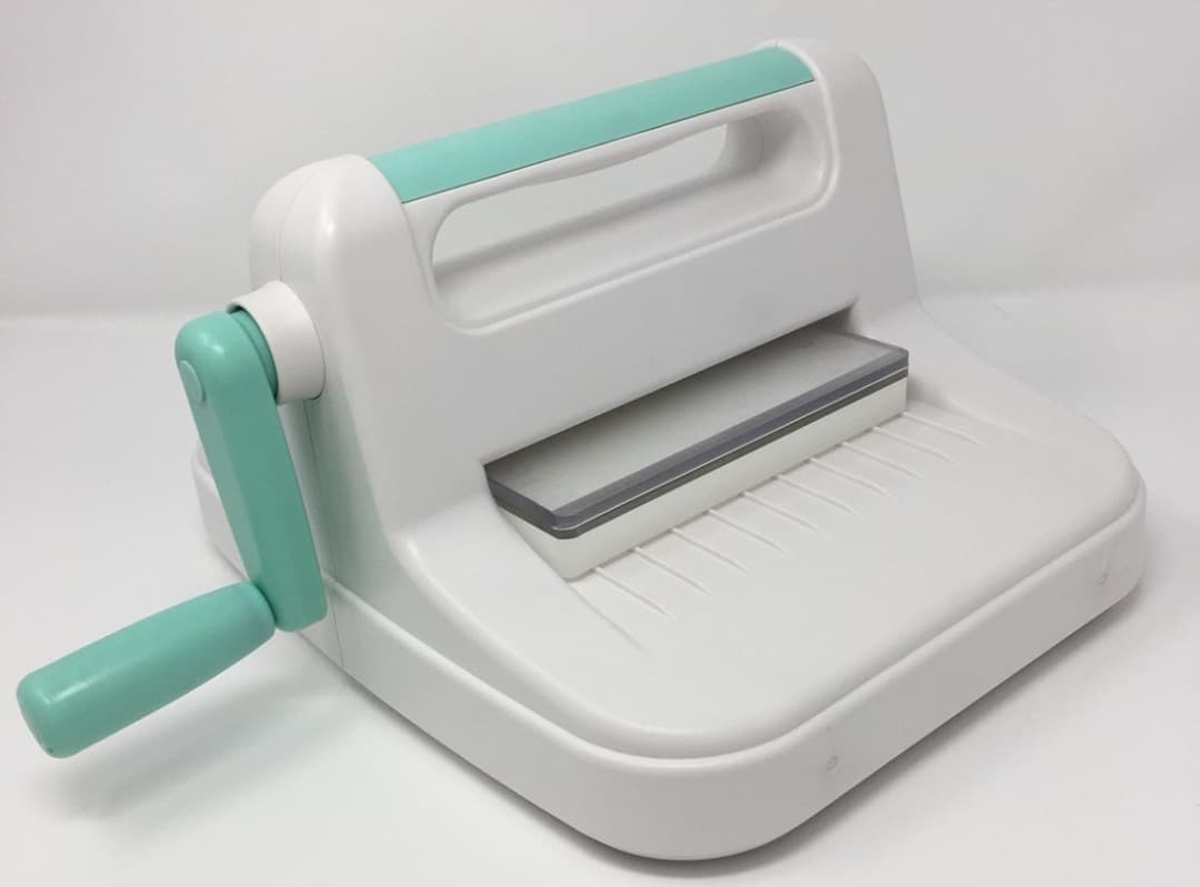 カッティングダイ　本体　カッティングマシン