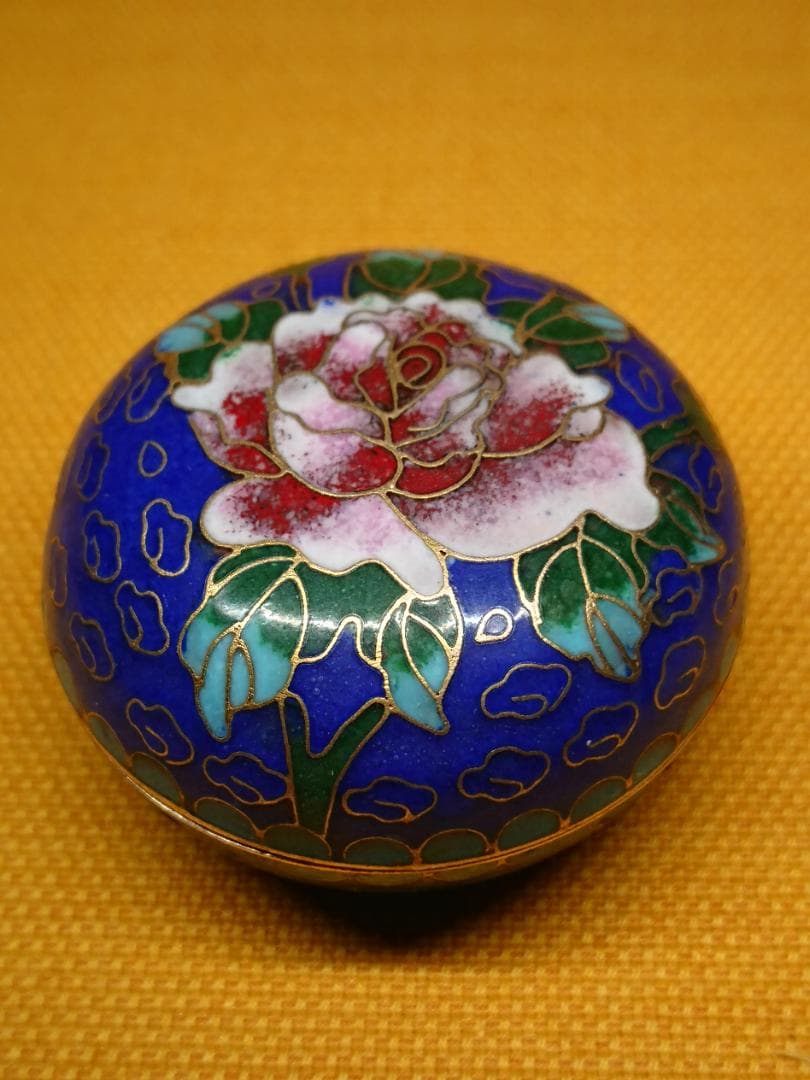 七宝焼　香合　花文　唐物　古玩　置物　インテリア　工芸品　美術品　A2972
