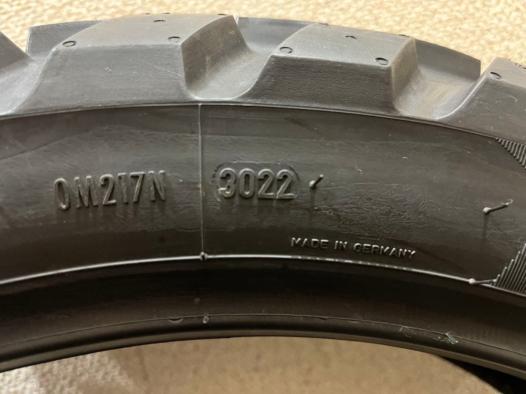 METZELER KAROO 4 150/70R18 未使用品❗️