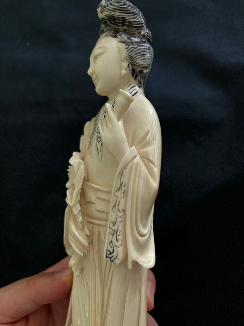 中国古美術品　マンモス　極上 彫刻　美人像437g