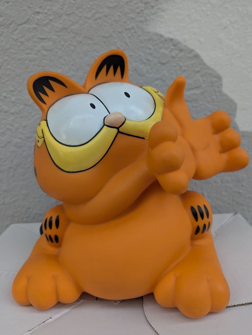 レア【ガーフィーの元はビンテージな電話機を置物として…(1992/中古)】