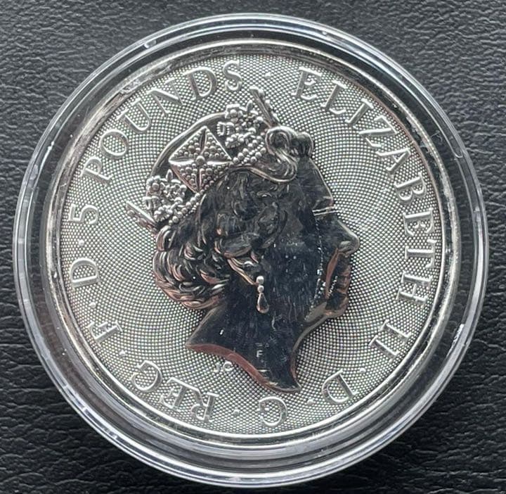 1枚2020 イギリス　クィーンズビーストのホワイトライオン 銀貨　ケース付き7