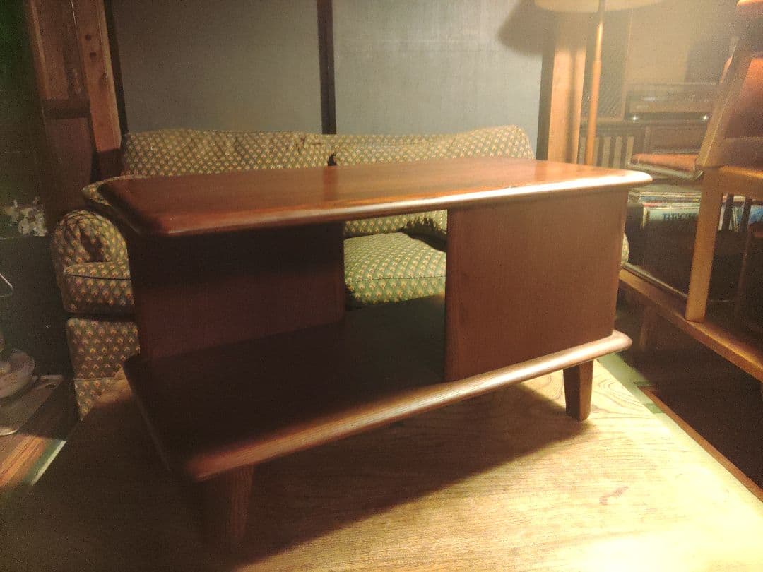 希少　ミッドセンチュリー コーヒーテーブル　無垢　キャビネット　シェルフ