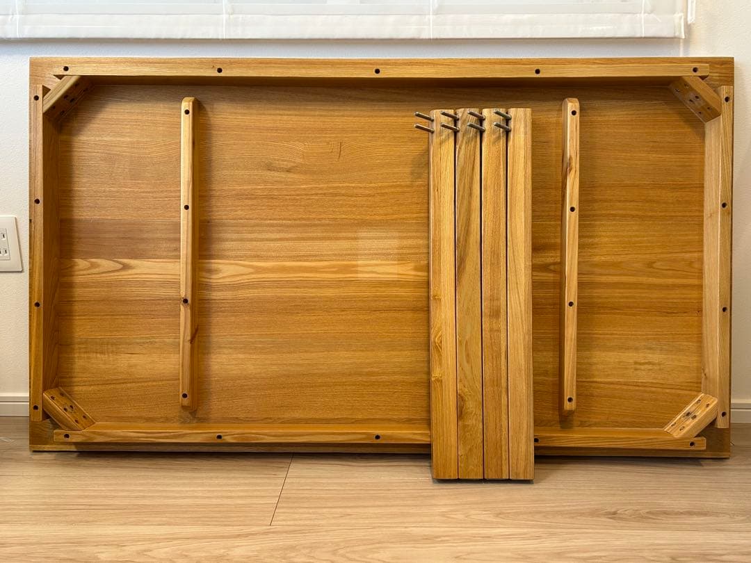 美品　無印良品　ダイニングテーブル　タモ材　幅140cm ナチュラルウッド 木製