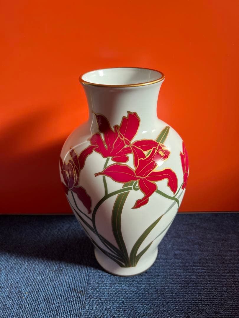 1260  大倉陶園　花瓶