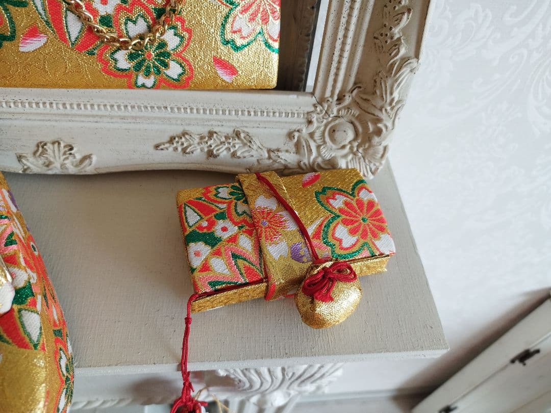 正絹☆誂え品☆濃い赤ピンクの着物と金の作り帯フルセット☆七五三７歳