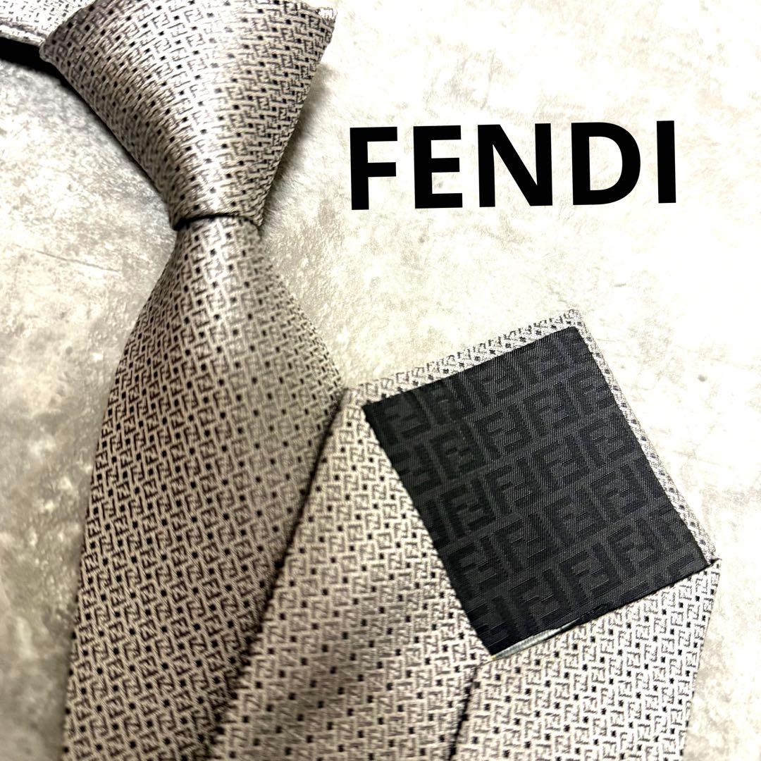 【✨極美品✨】FENDI フェンディ ネクタイ シルバー ズッカ シルク 結婚式