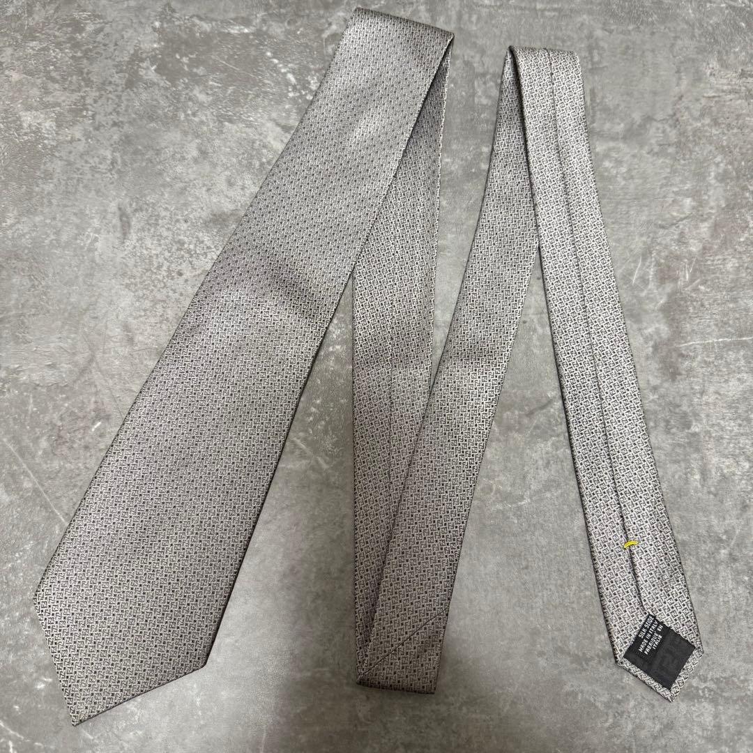 【✨極美品✨】FENDI フェンディ ネクタイ シルバー ズッカ シルク 結婚式